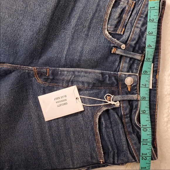 Good American Curve Higging Bermuda Walking Shorts Hight Waisted - Picture 6 of 8